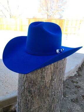 Royal Blue Felt Cowboy Hat - Classic Western Style